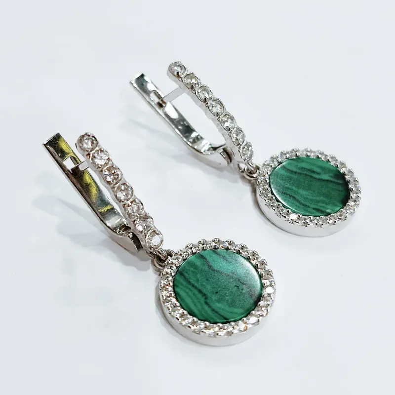 Срібні сережки з малахітом і фіанітами — фото 2