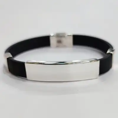 Каучуковий браслет з срібними накладками — срібна прикраса