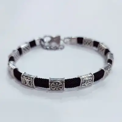 Браслет з рунами із срібла — срібна прикраса