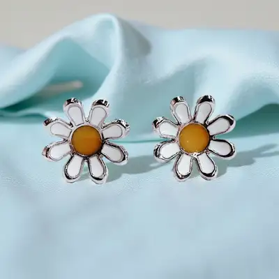 Срібні сережки гвоздіки Ромашки — срібна прикраса