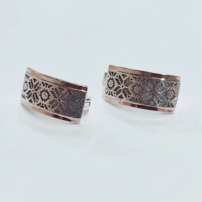 Срібні сережки з золотою пластиною "Вишиванка" — фото 2