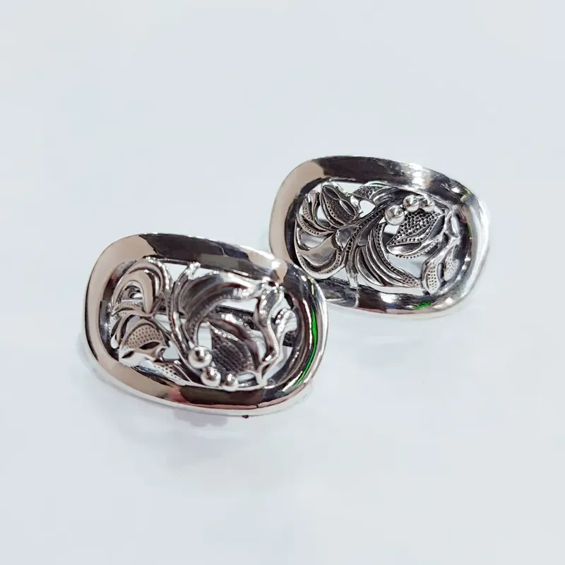 Срібні сережки з ажурним орнаментом "Україна" — фото 2