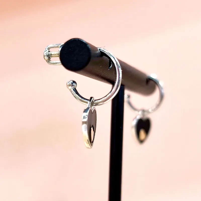 Срібні сережки, дитячі - підліткові, з чорною ємалью — фото 2