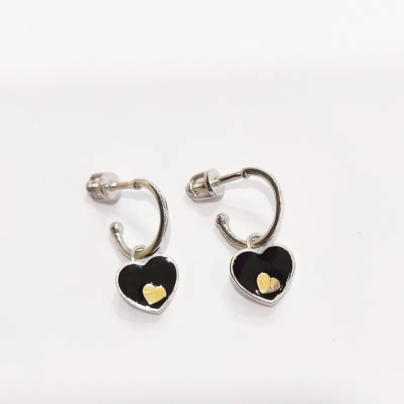 Срібні сережки, дитячі - підліткові, з чорною ємалью — фото 3