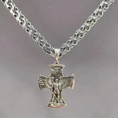 Срібний чоловічий набір “Святий Михаїл” та бісмарк — срібна прикраса