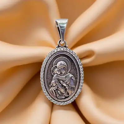 Срібний кулон-ікона «Божа Матір з Немовлям» — срібна прикраса