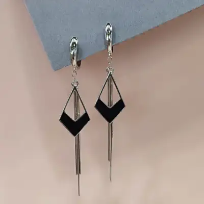 Срібні сережки вісюльки з ромбами — срібна прикраса