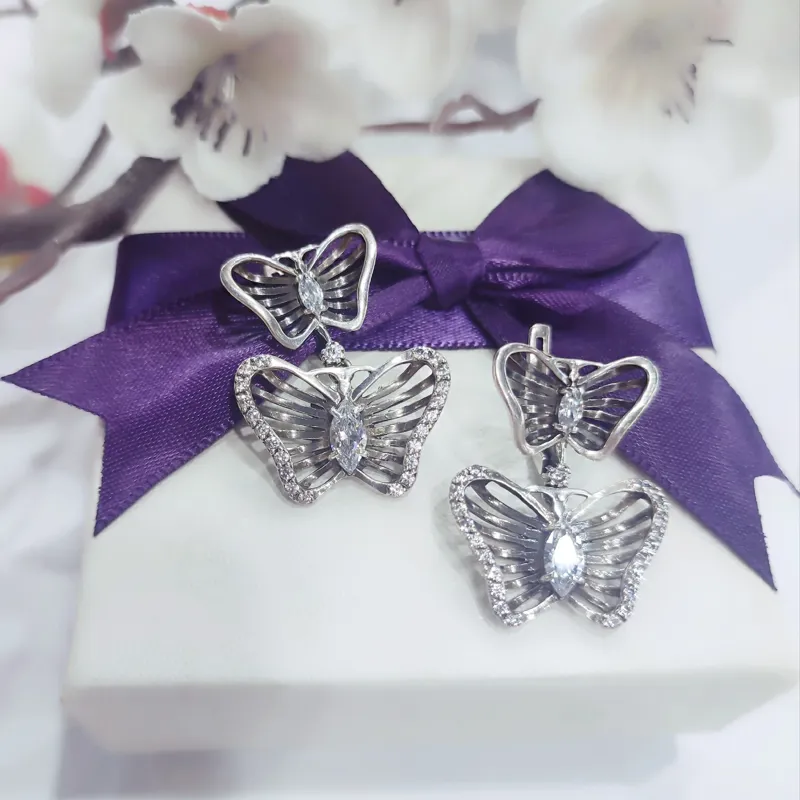 Сережки із срібла "Метелики" — фото 3