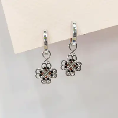 Сережки із срібла Клевер в етнічному стилі — срібна прикраса