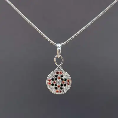 Підвіска із срібла в етно стилі — срібна прикраса