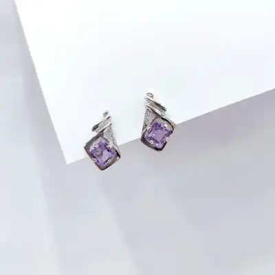 Сережки із срібла з аметистом — срібна прикраса